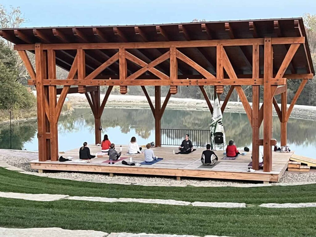 Yoga-Amphitheatre